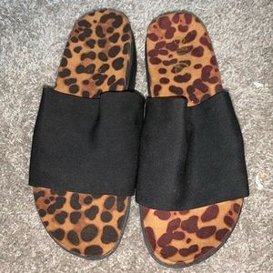 Cheetah print slides